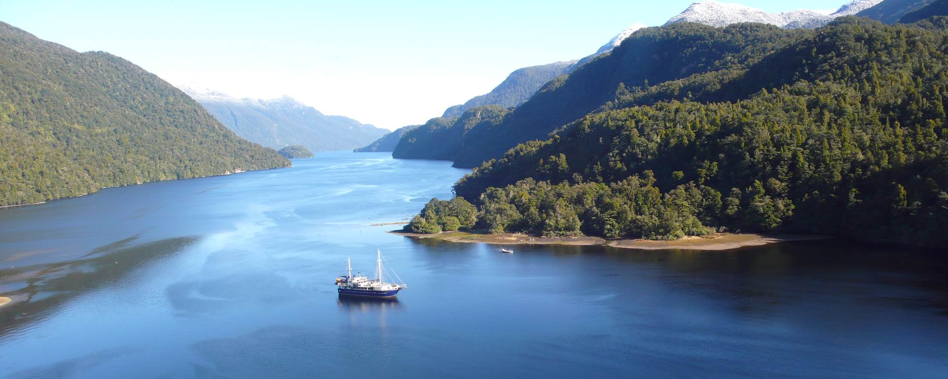 Milford Wander cruising through remote Fiordland on multi-day expedition 