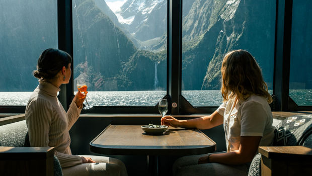 Milford Sound Scenic Flights | RealNZ